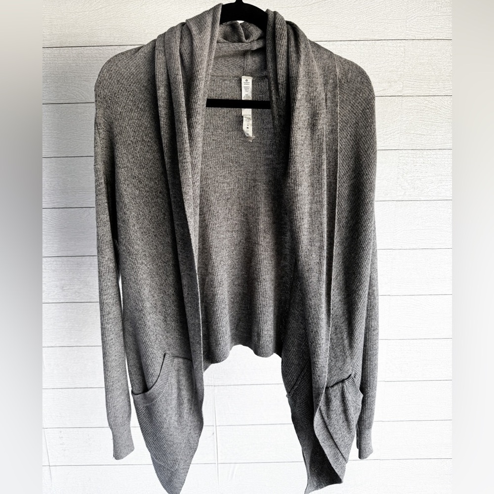 Lululemon knit